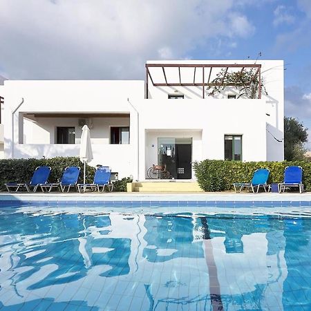 Eva Suites & Apartments Agia Marina エクステリア 写真