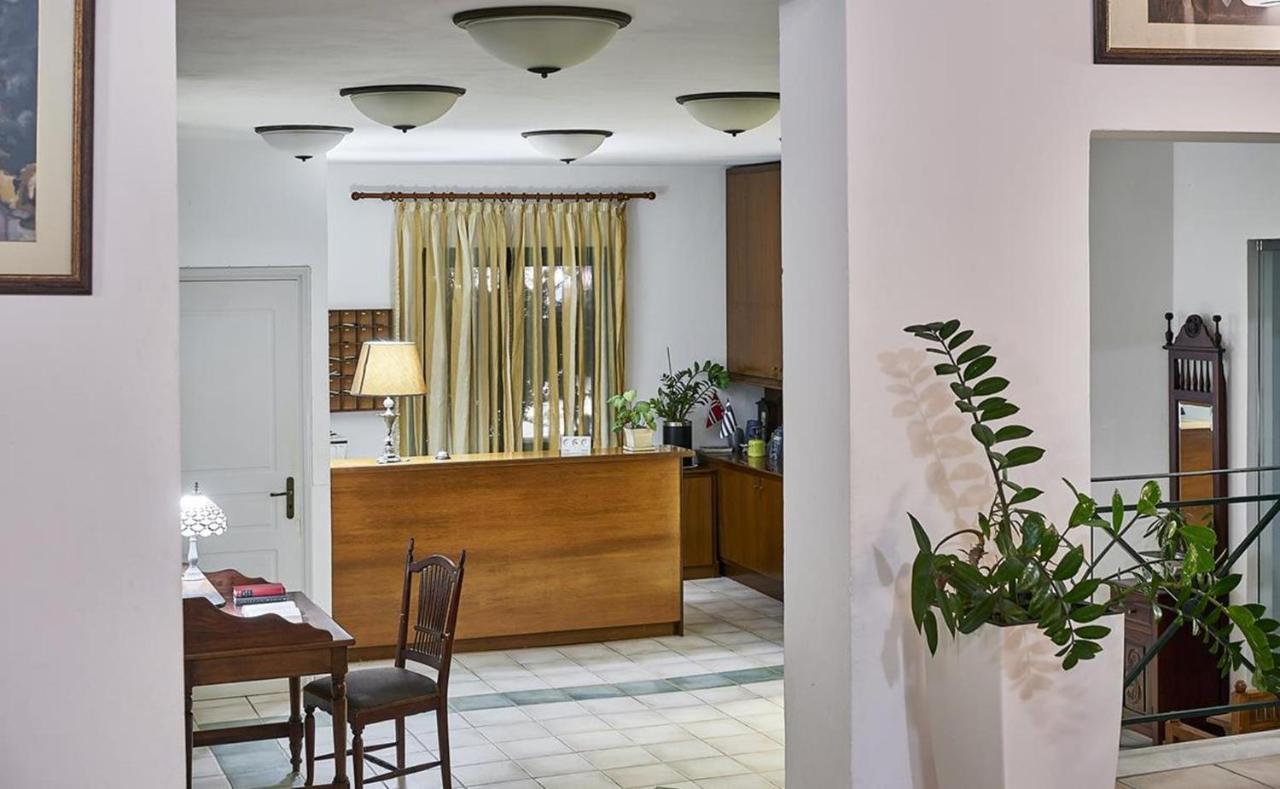 Eva Suites & Apartments Agia Marina エクステリア 写真