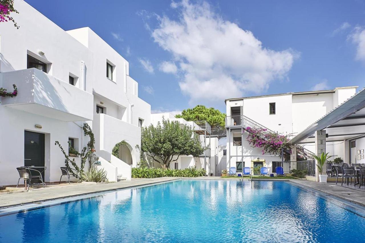 Eva Suites & Apartments Agia Marina エクステリア 写真