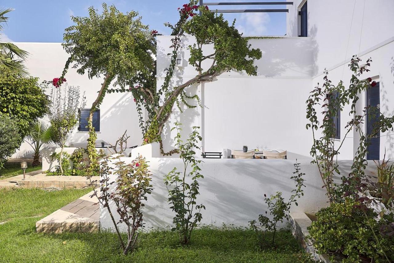 Eva Suites & Apartments Agia Marina エクステリア 写真