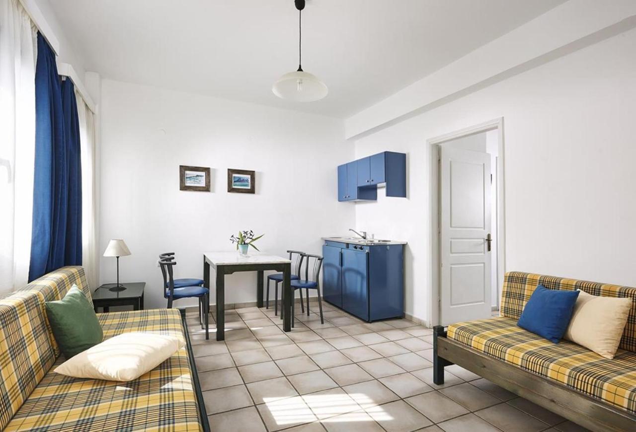 Eva Suites & Apartments Agia Marina エクステリア 写真